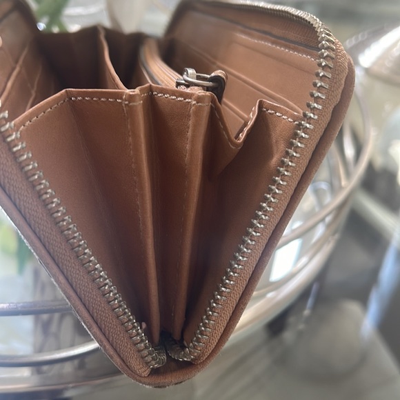 Authentic Coach Wallet - Picture 6 of 8